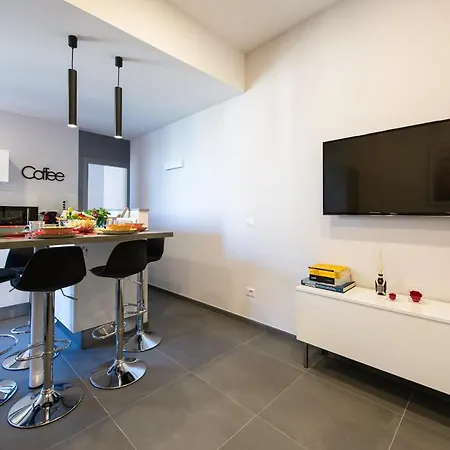 Appartement Clover - 13 Piazza Pio Xi Rome