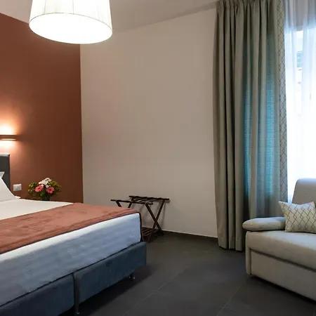 Clover - 13 Piazza Pio Xi *