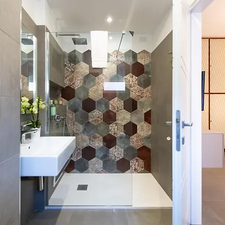 Clover - 13 Piazza Pio Xi *