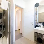 Apartment Clover - 13 Piazza Pio Xi *